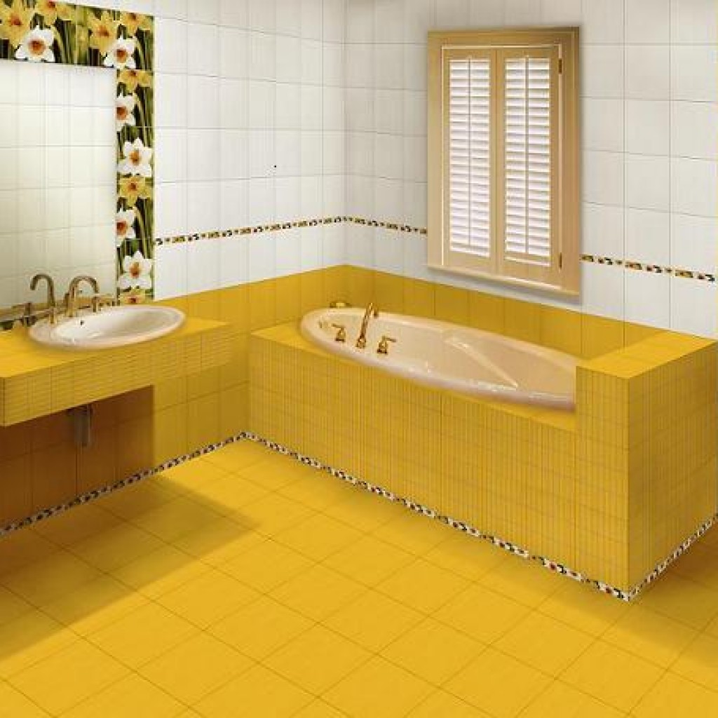 Ванная с желтой плиткой